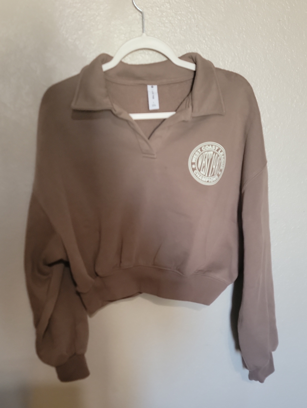 Love Tree Taupe Cropped Pullover Sweatshirt